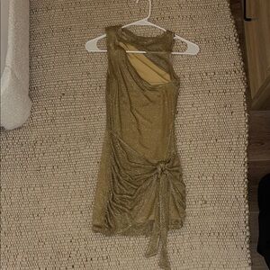 Chic Gold Sleeveless Mini Dress